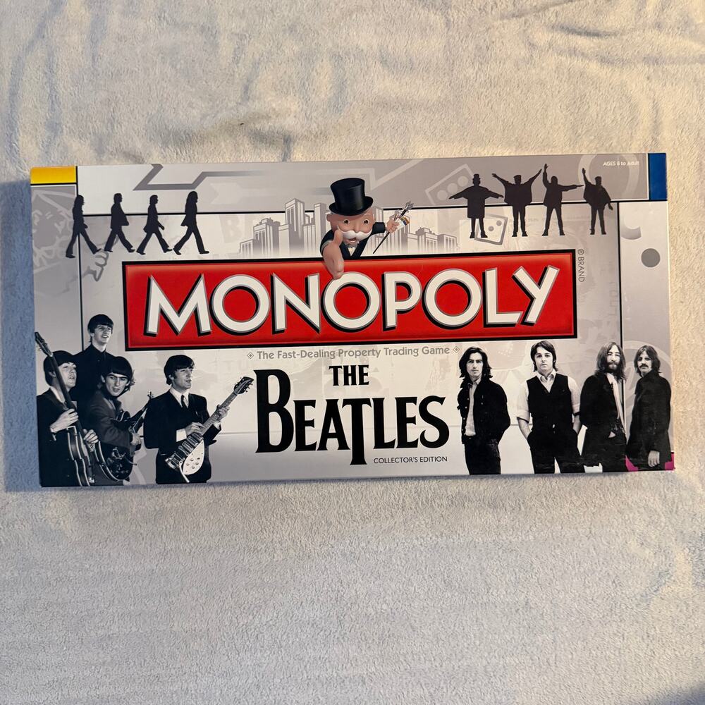 Monopoly The Beatles Collector’s Edition Board Game USAopoly Complete Band Theme